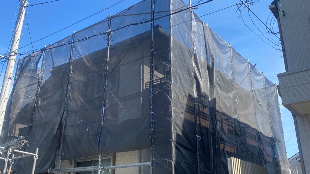 外壁塗装工事の足場とネット