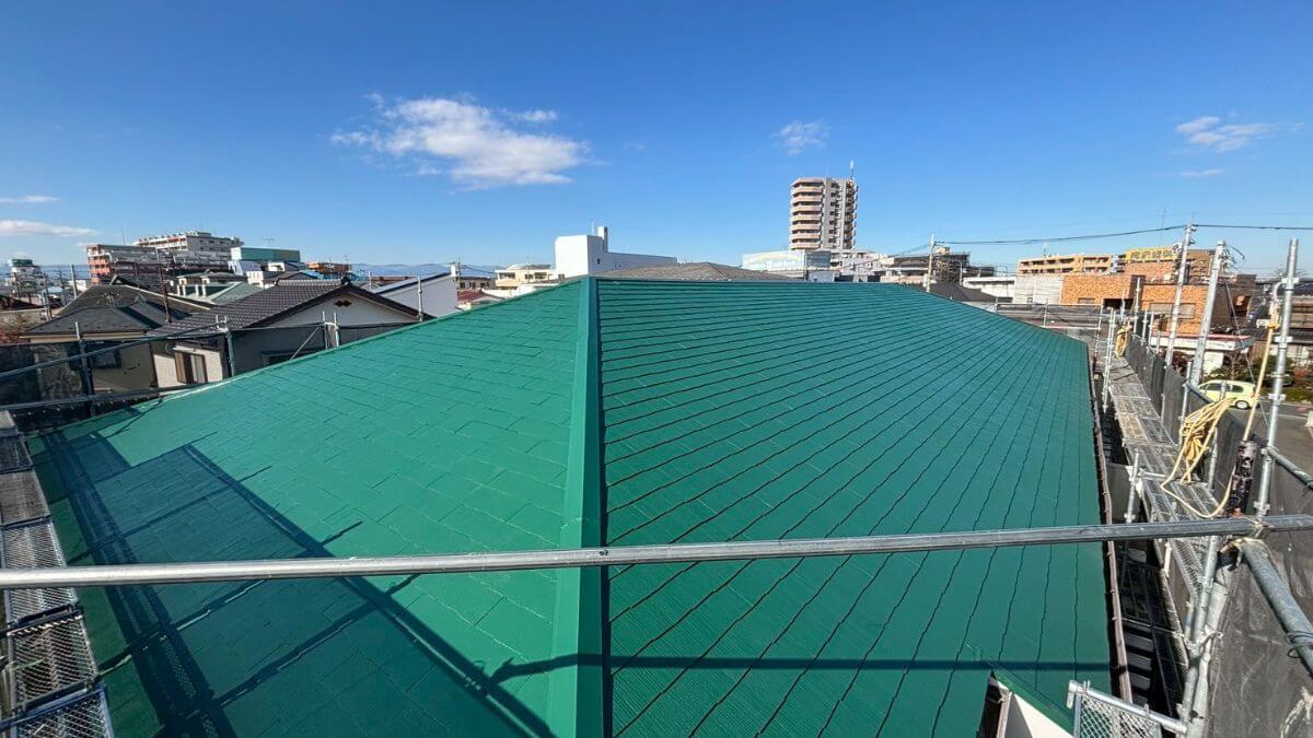 屋根塗装の様子